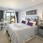 Apartamento Modern Seaview Nr 805 *